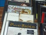 KOLEKSİYONLUK ORİJİNAL MUZİK CD'LERİ