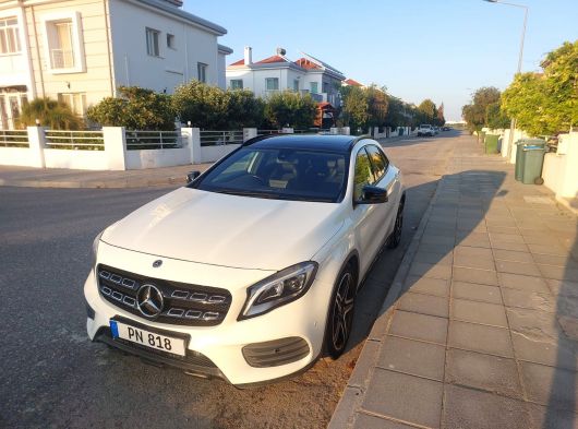 Mercedes GLA 180 Beyaz 2017 Dunya Oto Sıfır Cıkış